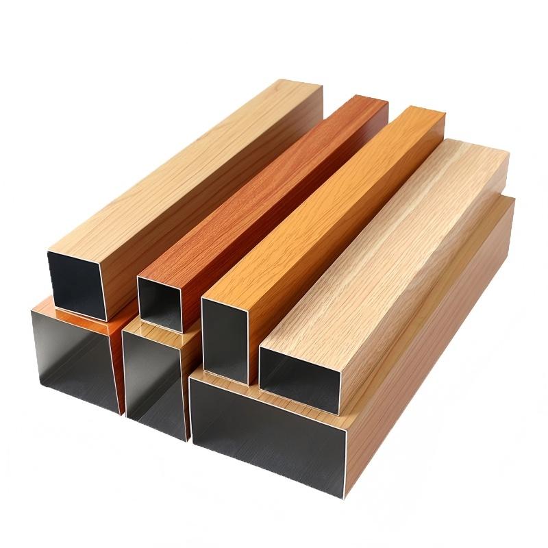 Алюминиевый профиль с переносом текстуры древесины для столбов ограждения - наружное запатентованное покрытие от ржавчины и мороза.4